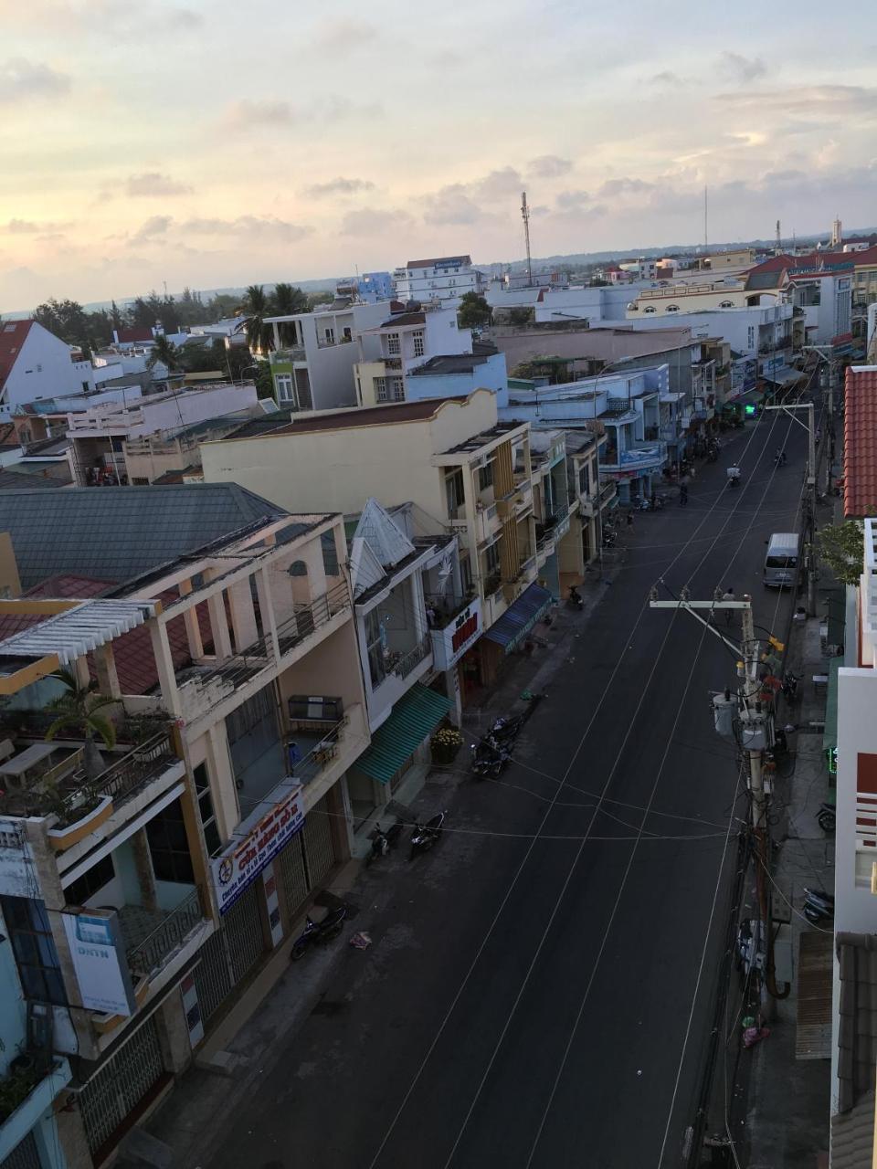 Hotel Tan Phu La Gi Kültér fotó