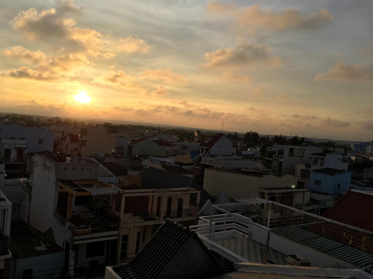 Hotel Tan Phu La Gi Kültér fotó